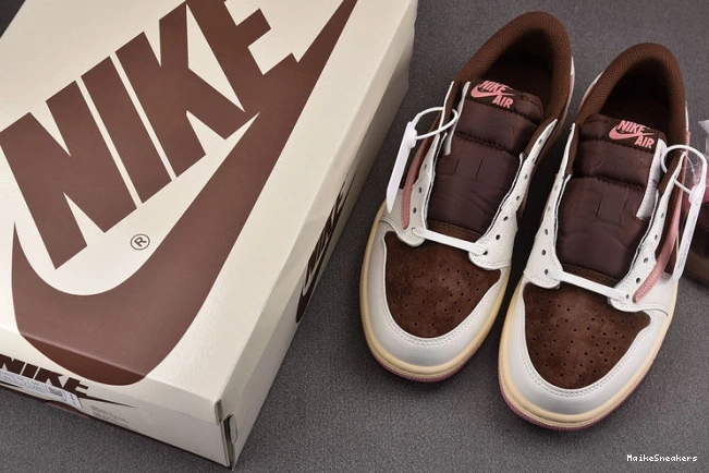 MaikeSneakers Travis Scott 1 Low SP AJ OG x DZ4137-206 0811